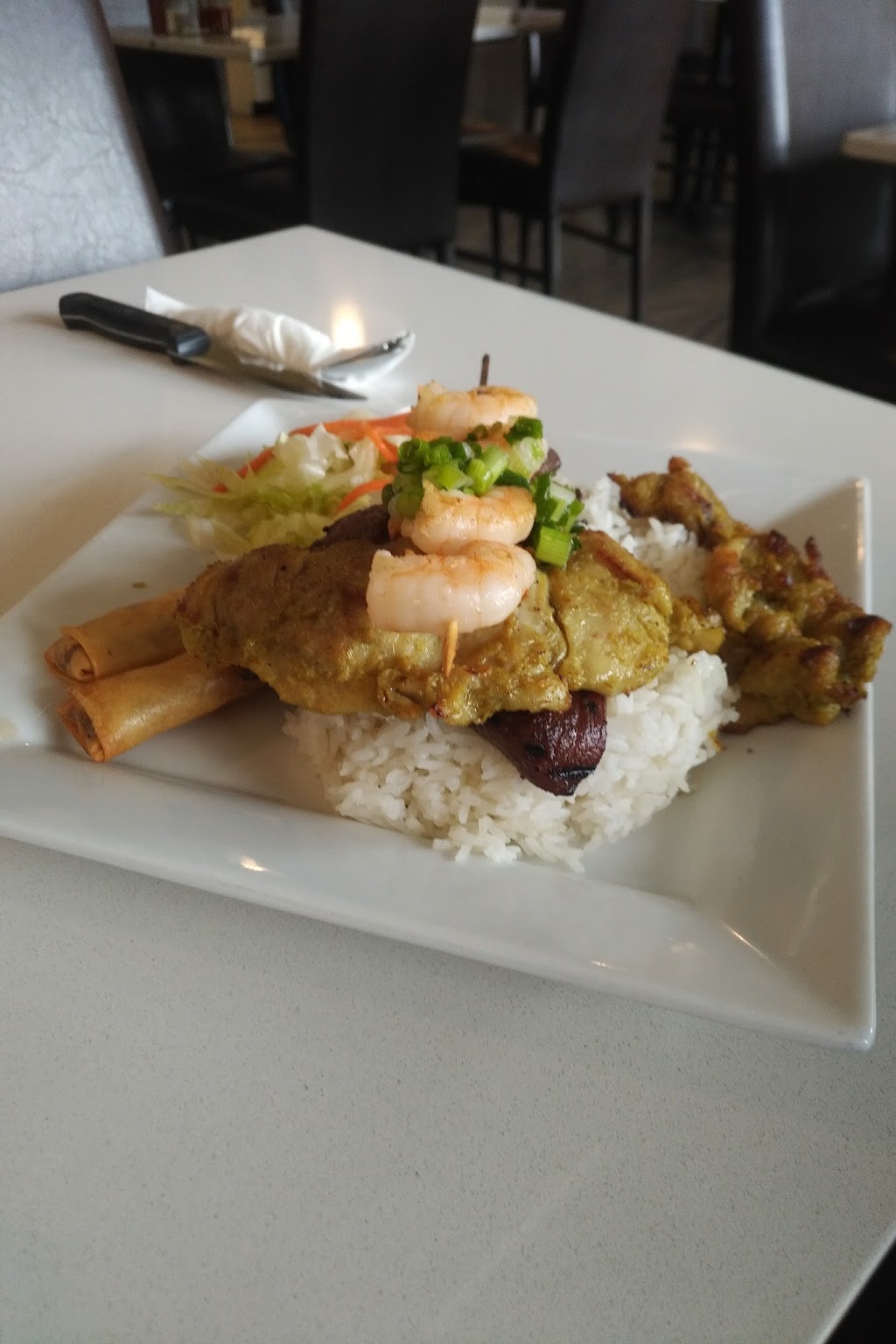 Tiffs Vietnamese Restaurant | 201-207 19 Ave, Leduc, AB T9E, Canada | Phone: (780) 979-9492