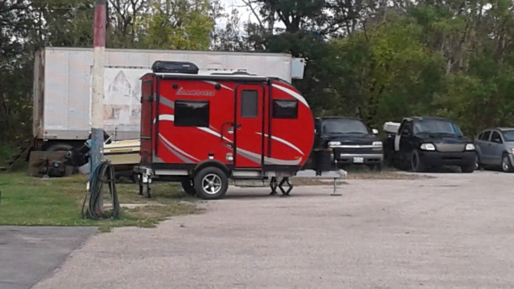 D J Cruzs | 4330 Henderson Hwy, Narol, MB R1C 0A1, Canada | Phone: (204) 339-4330