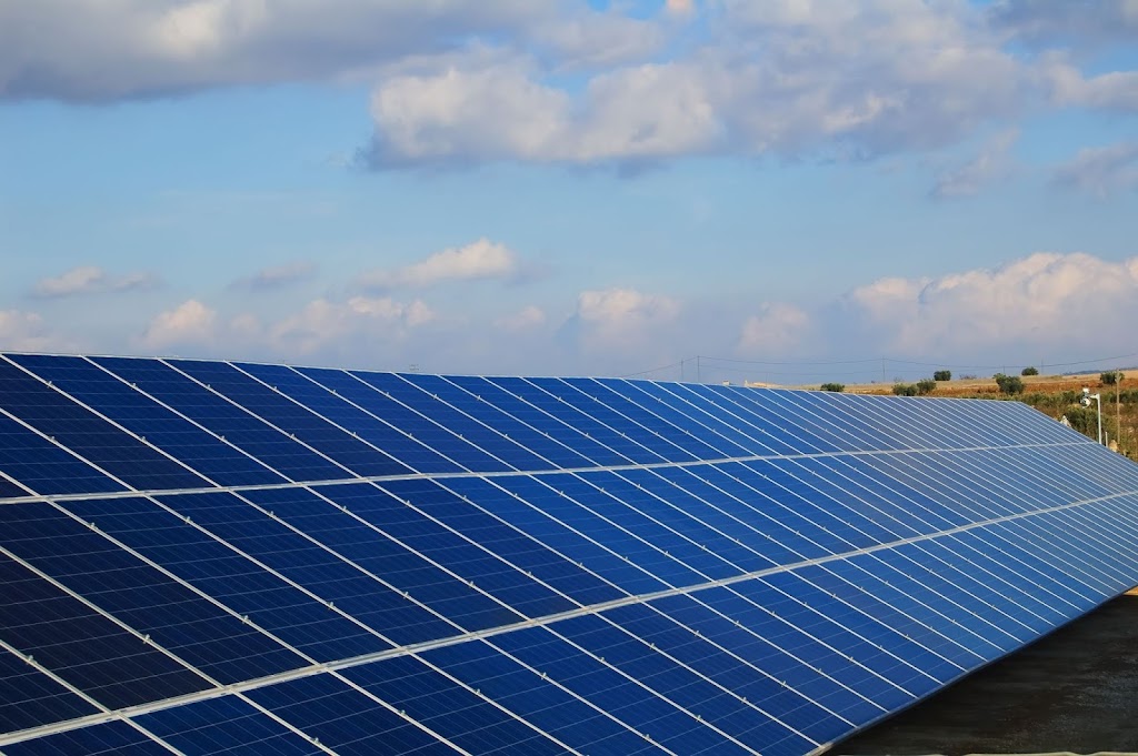 Malina Solar Structures | 131 Lake Rd, Bowmanville, ON L1C 4P8, Canada | Phone: (905) 623-5111