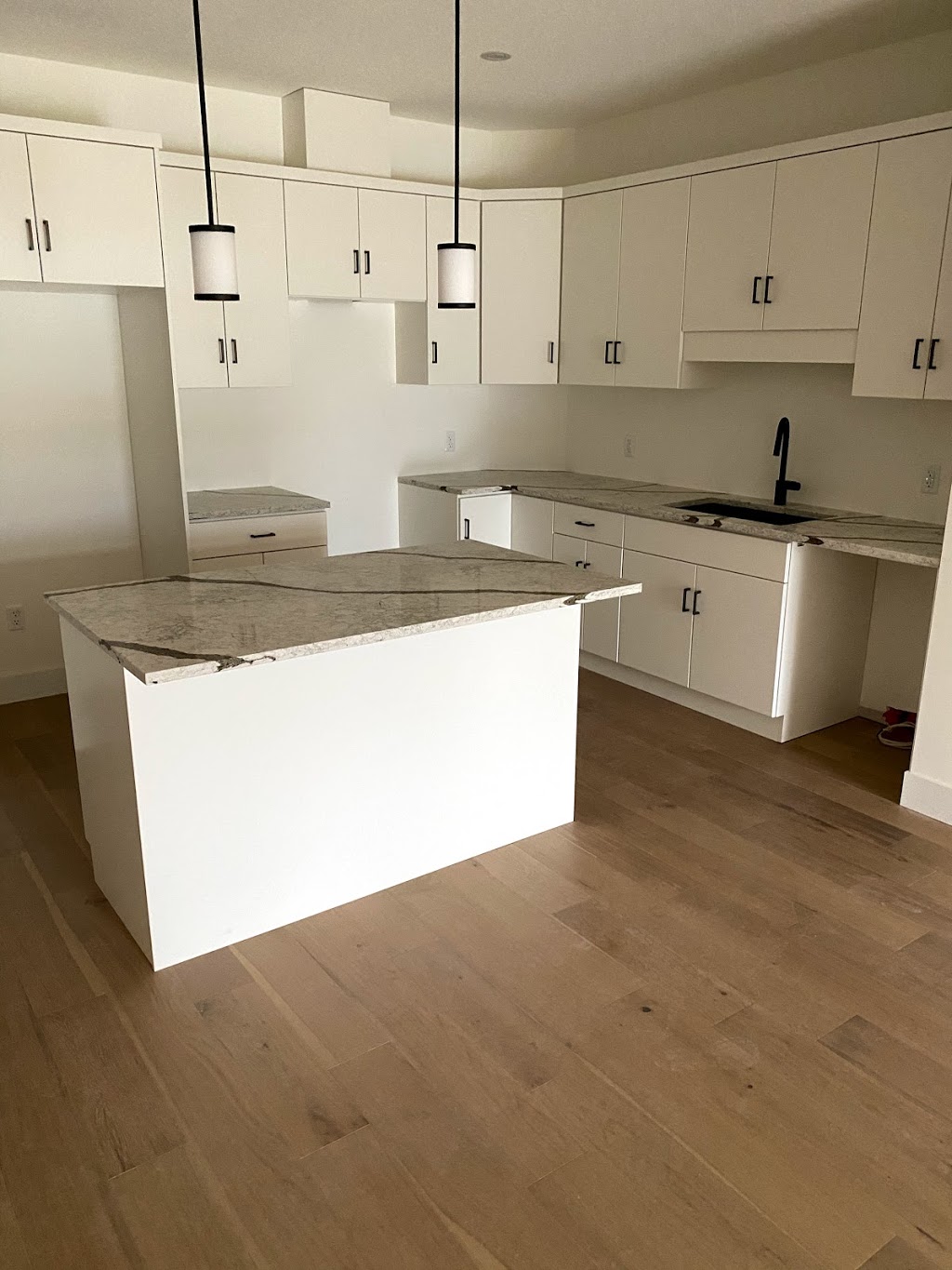 Sacwal Flooring Canada | 1298 Dundas St, Woodstock, ON N4S 7V9, Canada | Phone: (519) 539-4861