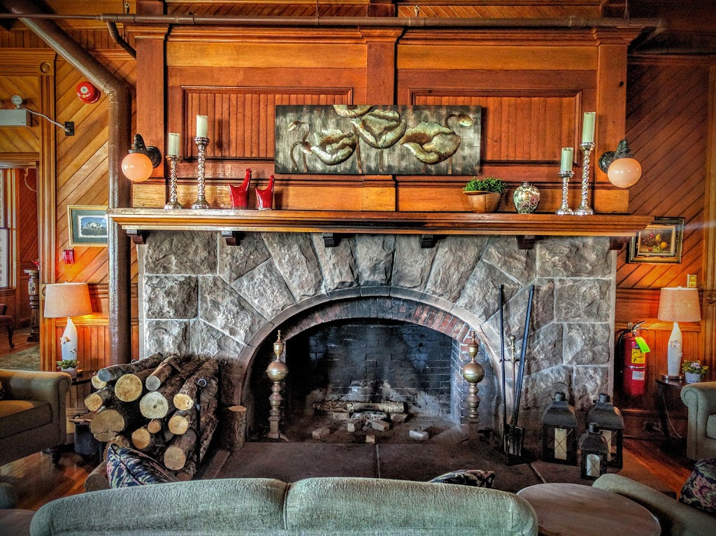 Dalvay By the Sea | 16 Cottage Crescent, York, PE C0A 1P0, Canada | Phone: (902) 672-2048