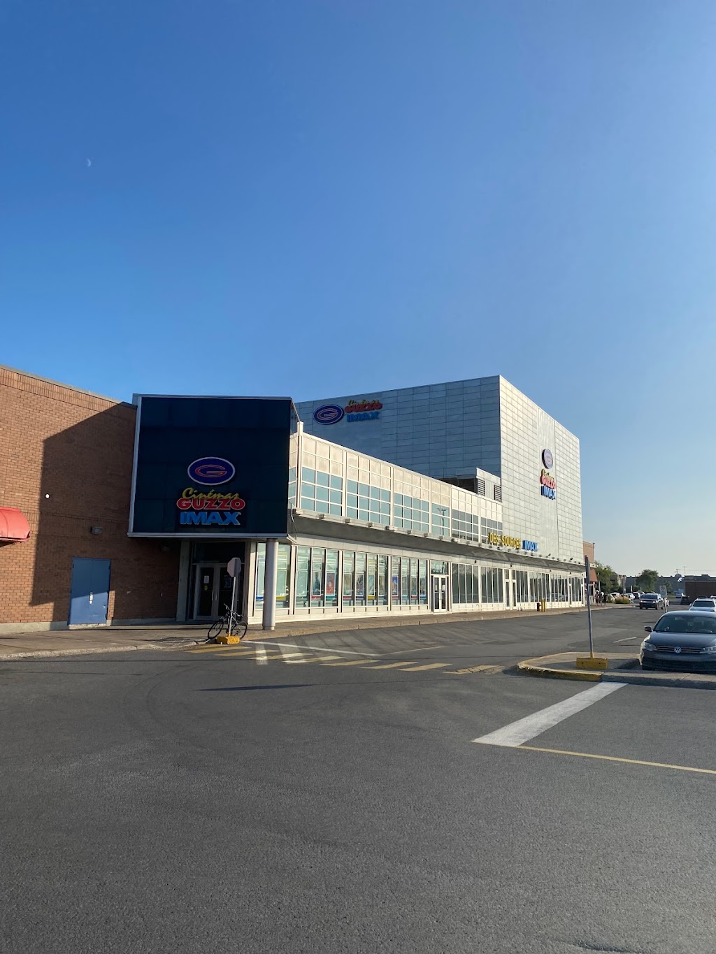 Cinéma Guzzo Des Sources (IMAX) | 3237 Bd des Sources, Dollard-des-Ormeaux, QC H9B 1Z6, Canada | Phone: (514) 685-1122