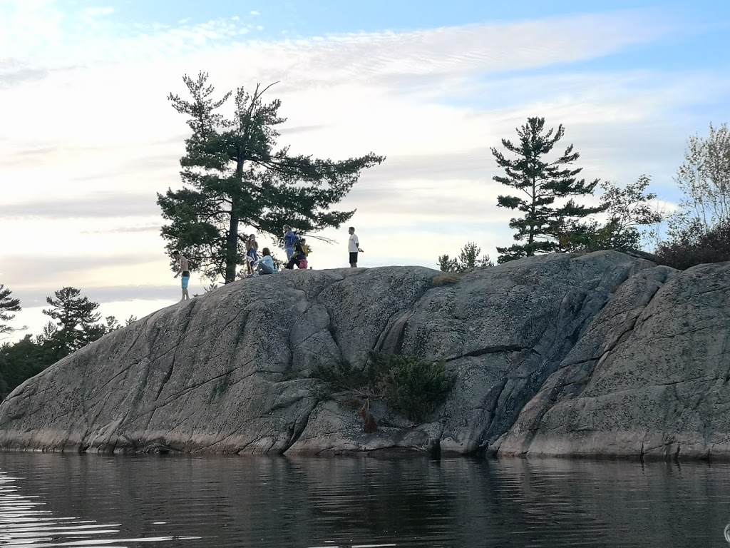 Angelfire Buckhorn Resort/Hotel | Fire Rte 29, Trent Lakes, ON K0M, Canada | Phone: (289) 521-0333