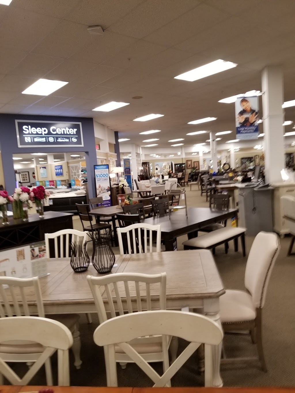 Raymour & Flanigan Furniture and Mattress Store | 3380 Southwestern Blvd, Orchard Park, NY 14127, USA | Phone: (716) 675-5970