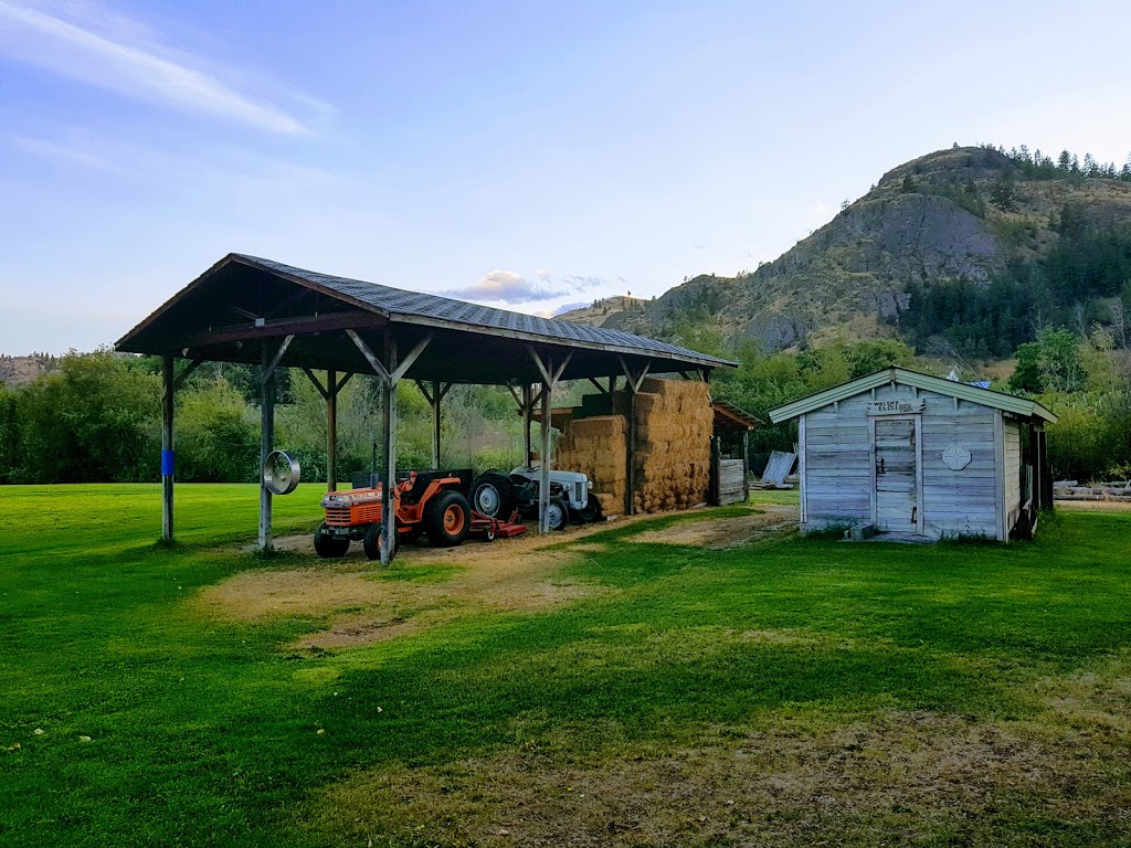 Elm Tree Farm Bed & Breakfast | 307 Park Rill Rd, Oliver, BC V0H 1T0, Canada | Phone: (250) 498-3094