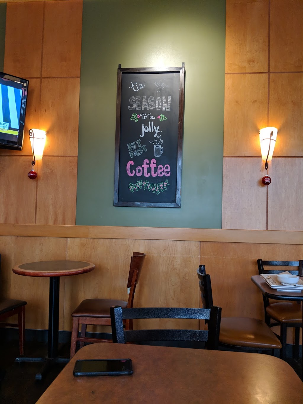 Coffee Lodge Petrolia | 4119 Petrolia Line, Petrolia, ON N0N 1R0, Canada | Phone: (519) 882-0633