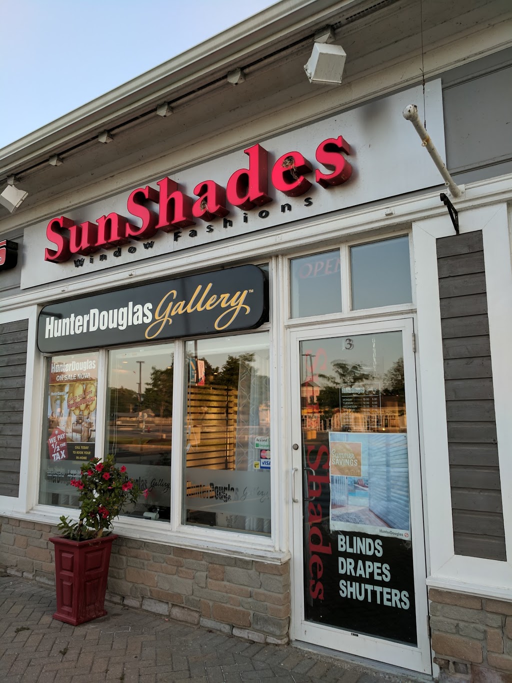 Sun Shades Window Fashions | 224 Lakeshore Rd W, Mississauga, ON L5H 1G6, Canada | Phone: (905) 274-2223