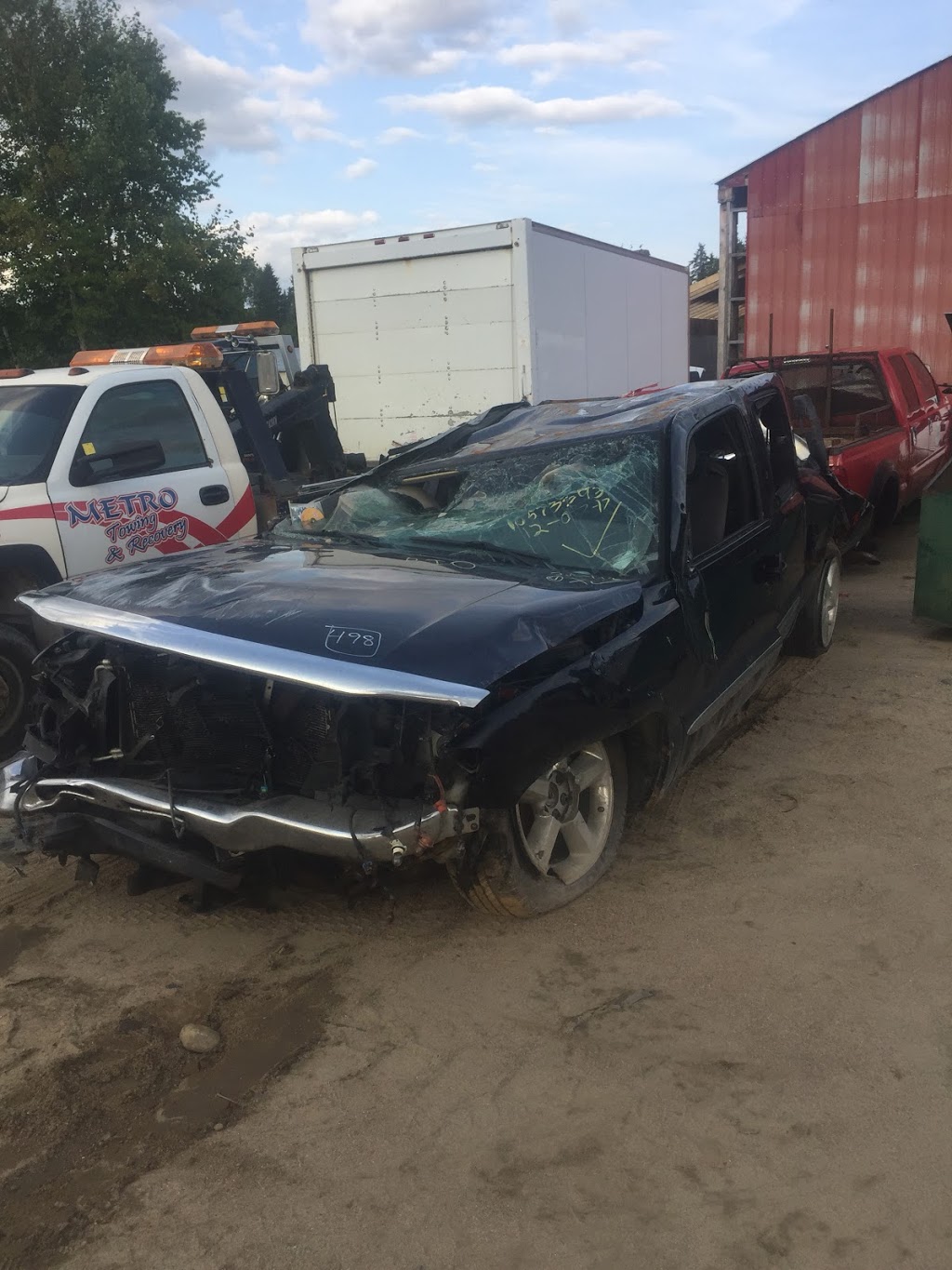 johnson auto wreckers plus | 35 Chemin de Cawood, Danford Lake, QC J0X 1P0, Canada | Phone: (819) 467-2009