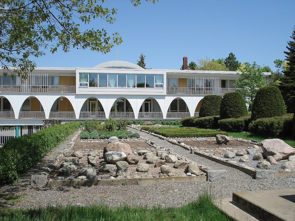 Évêché Sainte-Anne-de-la-Pocatière | 1200 4e Avenue Painchaud, La Pocatière, QC G0R 1Z0, Canada | Phone: (418) 856-1811