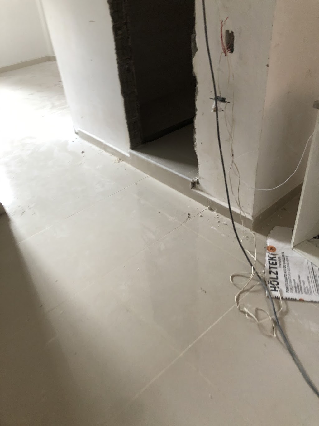V.L.construction clean services ltd | 55 Skyview Link NE, Calgary, AB T3N 1P6, Canada | Phone: (403) 404-3073
