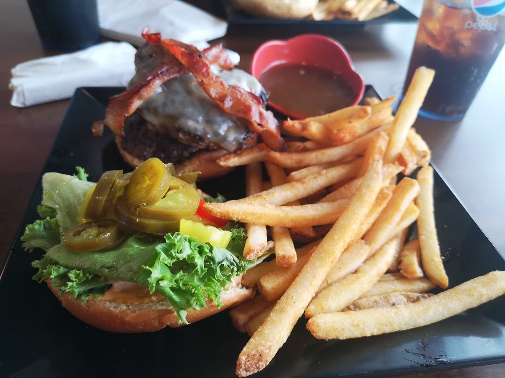 Classic Burger | 280 Main St, Moncton, NB E1C 1B9, Canada | Phone: (506) 382-6498