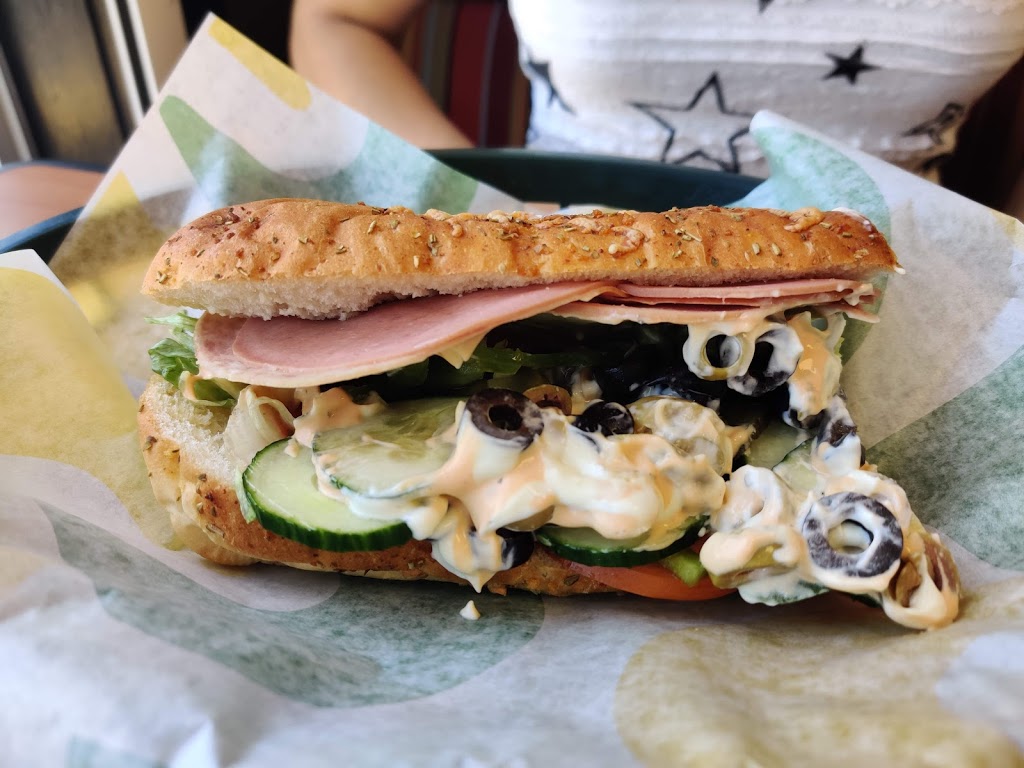 Subway | 5439 Old Highway 2 RR#2, Shannonville, ON K0K 3A0, Canada | Phone: (613) 962-5155