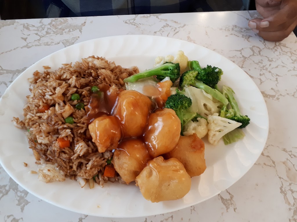 Hong Hing Company | 685 Ellice Ave, Winnipeg, MB R3G 0A8, Canada | Phone: (204) 774-2574