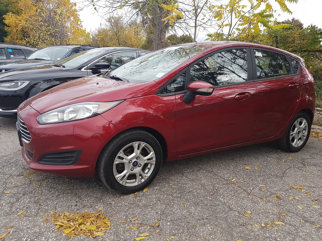 Ezee Credit Auto Leasing & Sales | 1345 Florence St, London, ON N5W 5W2, Canada | Phone: (519) 455-2408