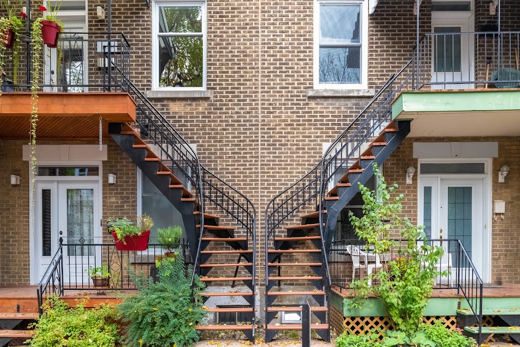 Desjardins design inc. | 6537 Av. de Gaspé, Montréal, QC H2S 2Y1, Canada | Phone: (514) 271-3519