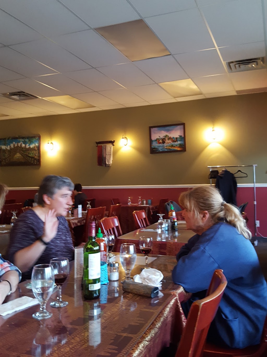 Krong Thai | 205 Rue Bellehumeur, Gatineau, QC J8T 8H3, Canada | Phone: (819) 243-5000