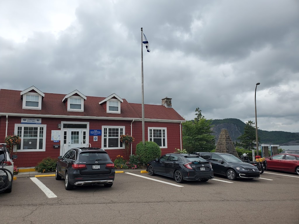 Nova Scotia Visitor Information Centre | 96 NS-4, Port Hastings, NS B9A 1M4, Canada | Phone: (902) 625-4201