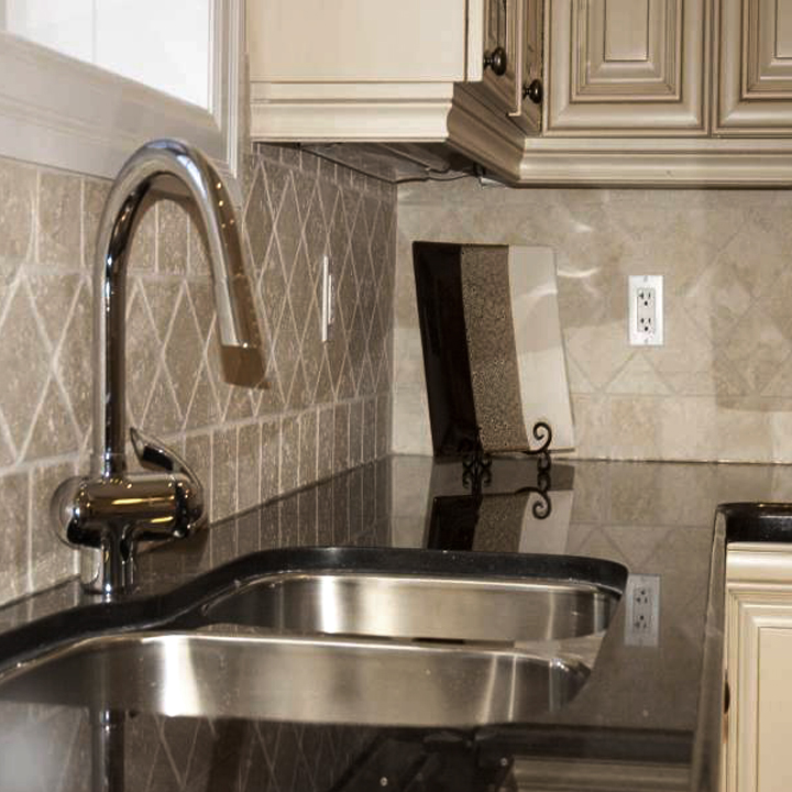 Floor and Bath Design | 1755 Pickering Pkwy, Pickering, ON L1V 6K5, Canada | Phone: (905) 683-0079