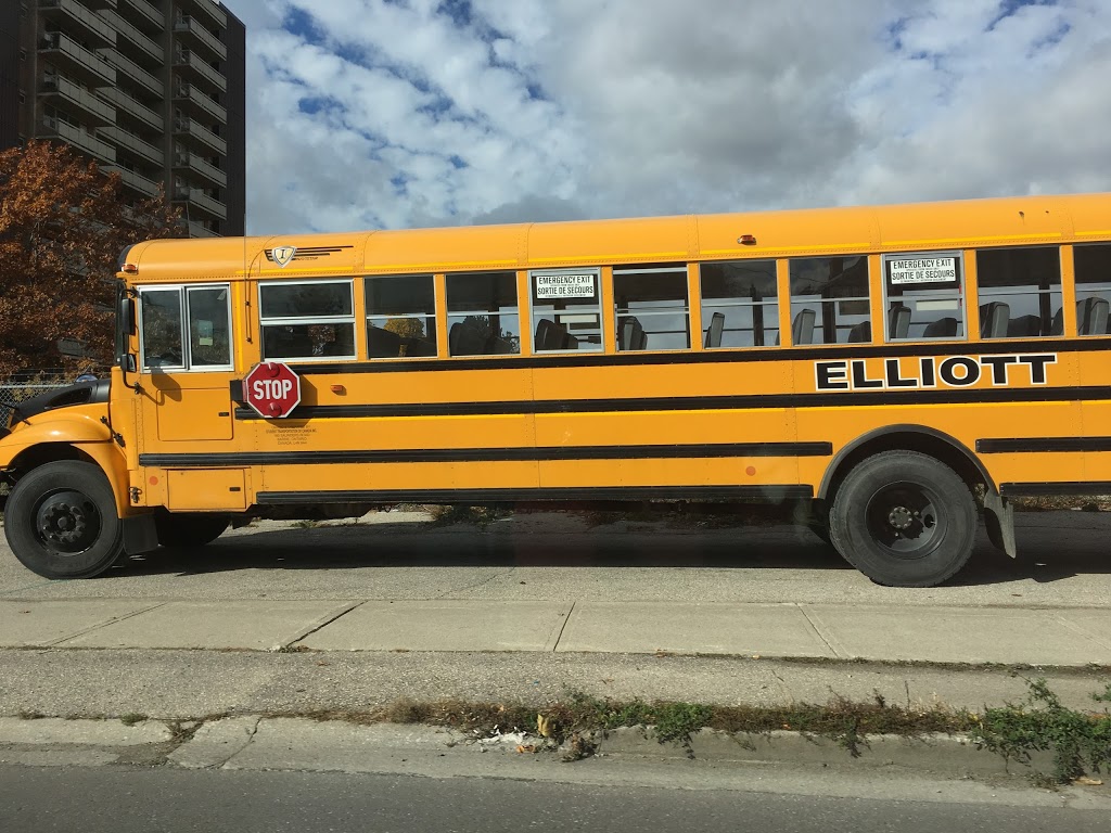 Elliott Coach Lines | 760 Victoria Rd S, Guelph, ON N1L 1C6, Canada | Phone: (519) 822-5225