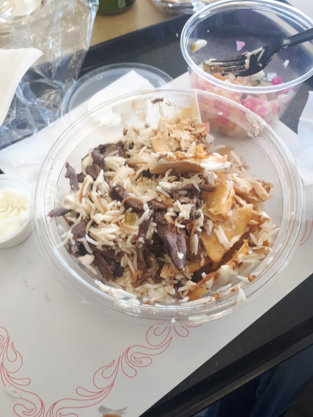 Hamoudis Shawarma | 3392 Dougall Ave, Windsor, ON N9E 1S6, Canada | Phone: (519) 250-0888