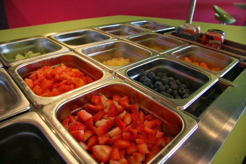 Yumis Frozen Yogurt | 8249 Eagle Landing Pkwy #220, Chilliwack, BC V2R 0P9, Canada | Phone: (604) 392-9864
