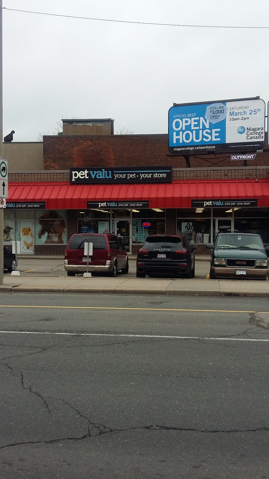 Pet Valu | 1 Wilson St, Hamilton, ON L8R 1C4, Canada | Phone: (905) 577-0783