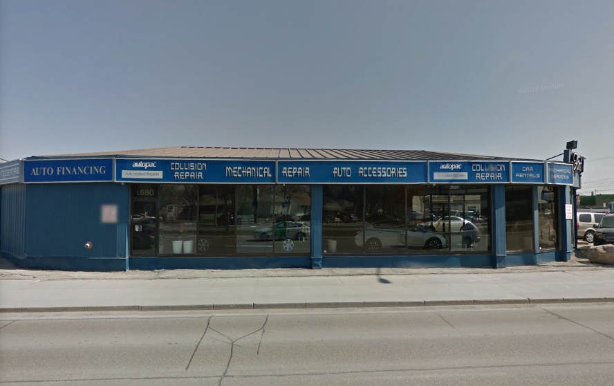 Fort Rouge Auto Centre | 680 Pembina Hwy, Winnipeg, MB R3M 2M5, Canada | Phone: (204) 261-1847
