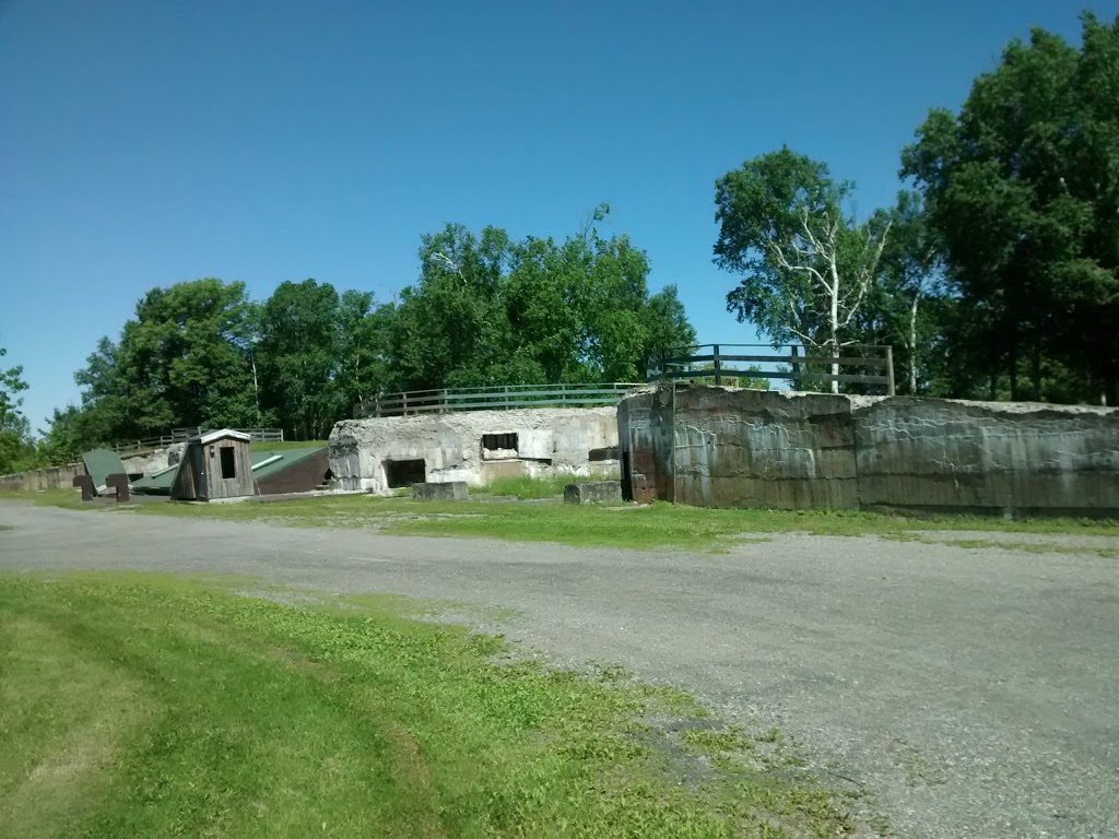 Camping du Fort de la Martinière | 9825 Boulevard Guillaume-Couture, Lévis, QC G6V 9R4, Canada | Phone: (418) 835-9060
