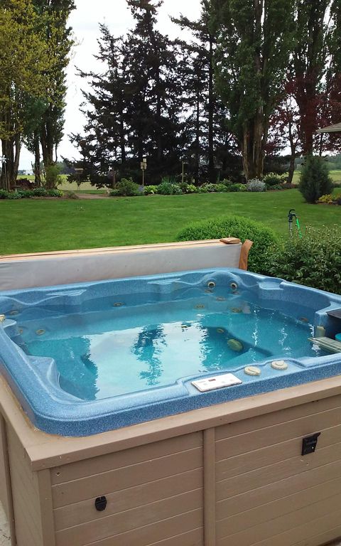 Oostema Farmstead Inn | 8402 Northwood Rd, Lynden, WA 98264, USA | Phone: (360) 815-1494