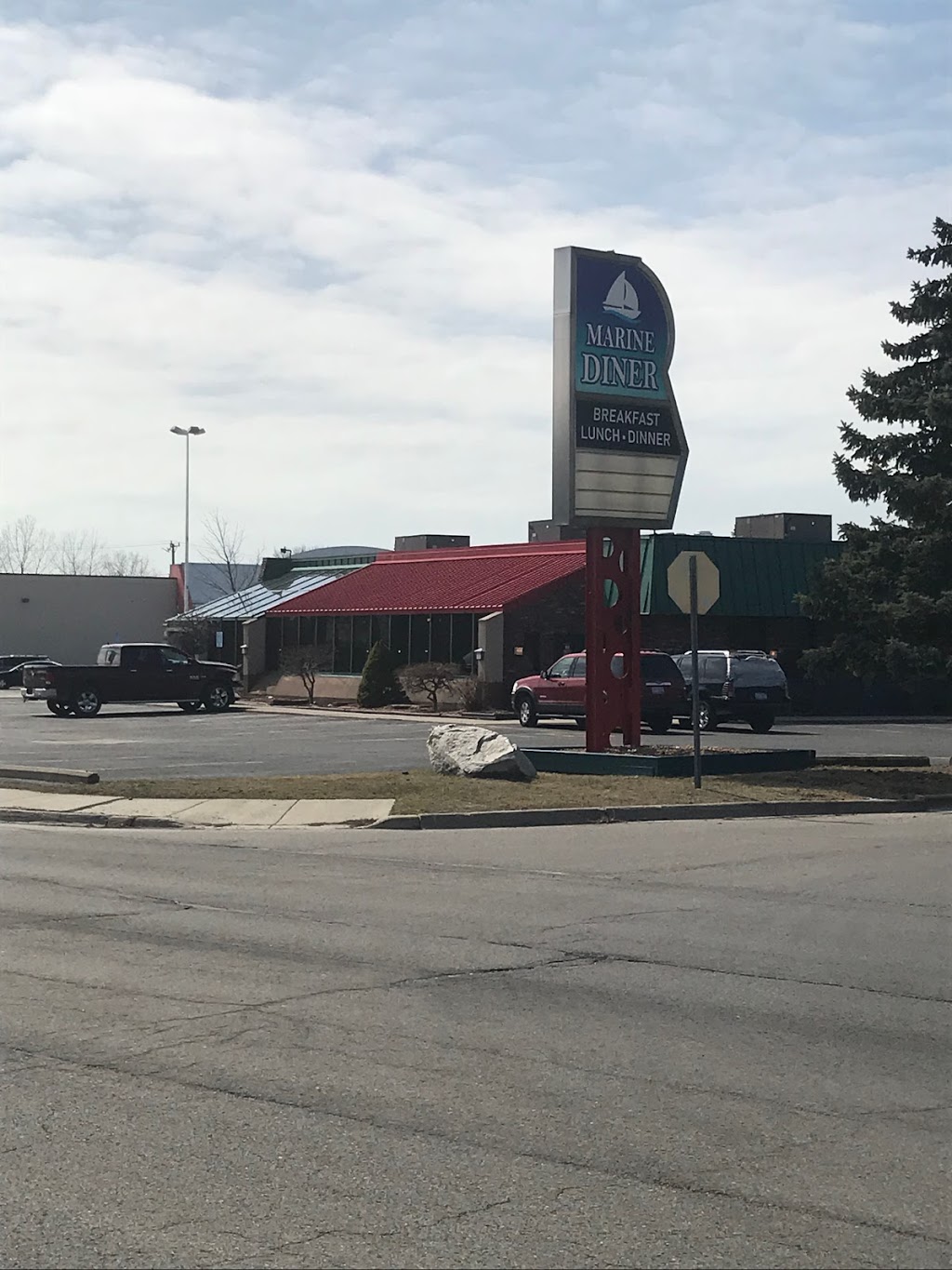 Marine Diner | 6700 River Rd, Marine City, MI 48039, USA | Phone: (810) 643-8097