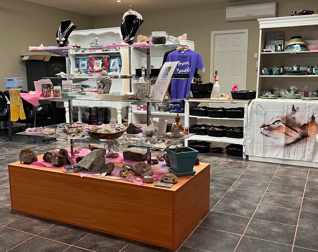 Roam Gemstones | 6336 Vedder Rd unit B, Chilliwack, BC V2R 1E5, Canada | Phone: (604) 793-5267