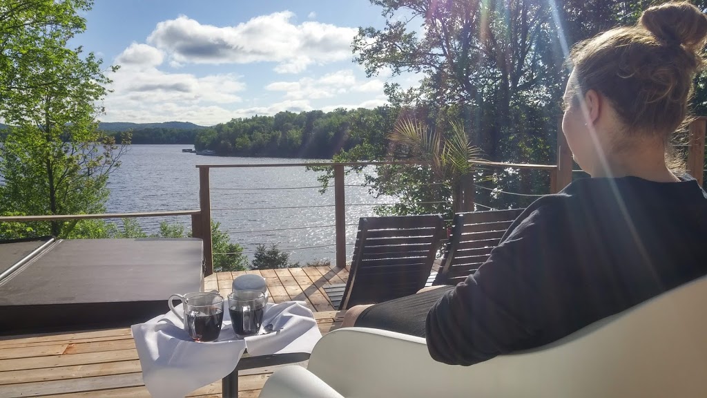 Manoir du Lac Sept-Îles | 3679 Chemin du Lac Sept Îles, Saint-Raymond, QC G3L 2S3, Canada | Phone: (418) 337-8893