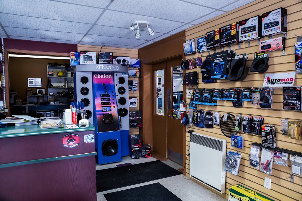 Les Vitres dAuto Acton Vale | 1124 Rue Boulay, Acton Vale, QC J0H 1A0, Canada | Phone: (450) 546-3232