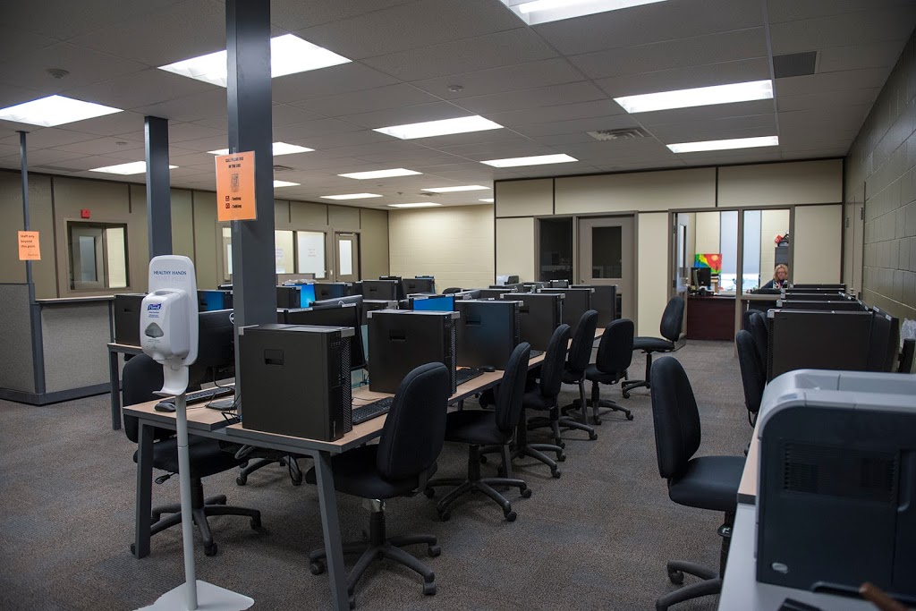 Fanshawe College - Simcoe/Norfolk Regional Campus | 634 Ireland Rd, Simcoe, ON N3Y 4K8, Canada | Phone: (519) 426-8260