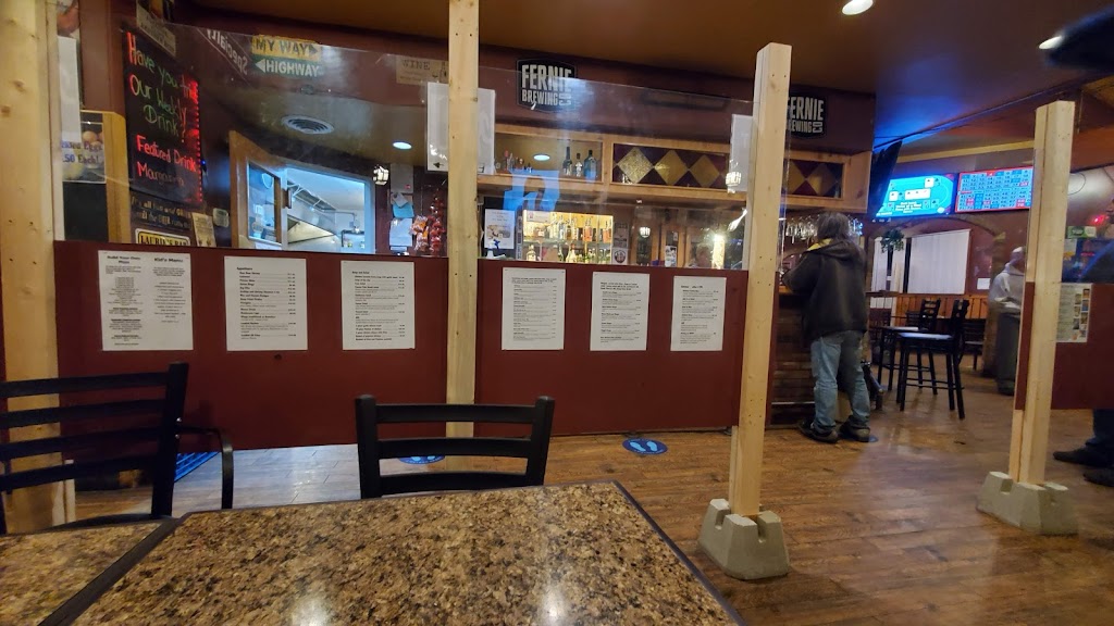 Lamplighter Pub | 2200 Balmer Dr, Elkford, BC V0B 1H0, Canada | Phone: (250) 865-4320