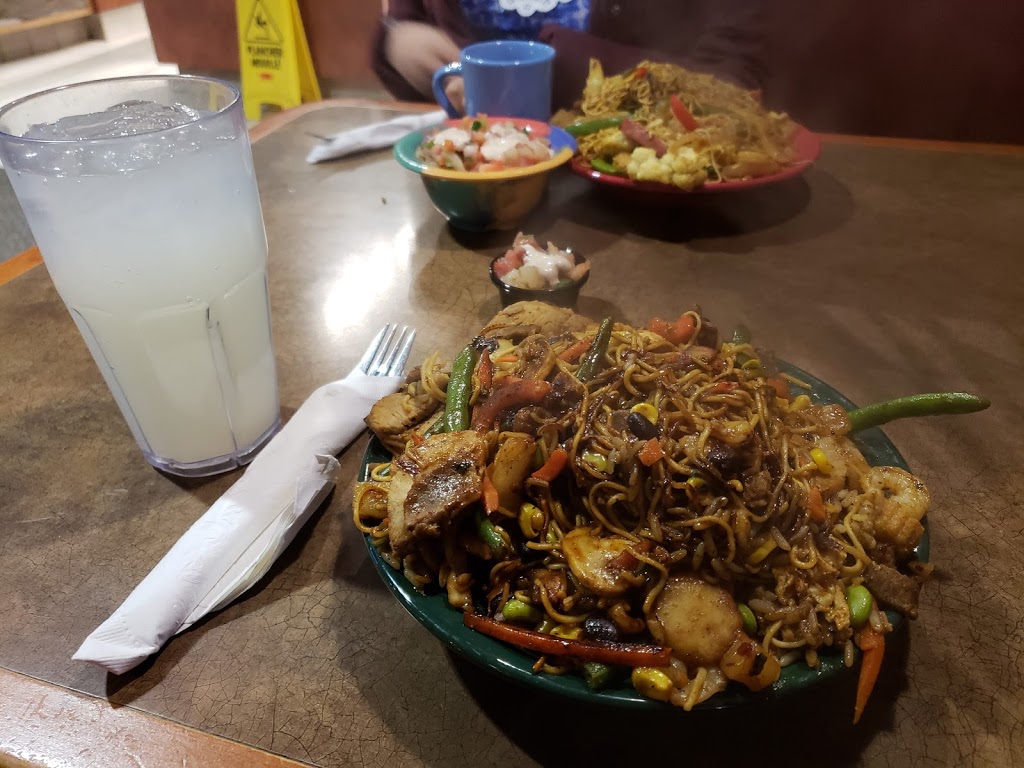 Mongos Grill | 1721 Kenaston Blvd, Winnipeg, MB R3Y 1V5, Canada | Phone: (204) 488-1001