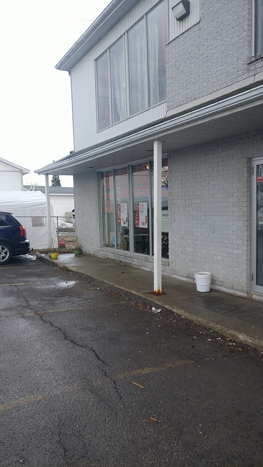 Shawarma & Pizza Chicco | 1096 Chemin de Montréal O, Gatineau, QC J8M 2C1, Canada | Phone: (819) 617-3434