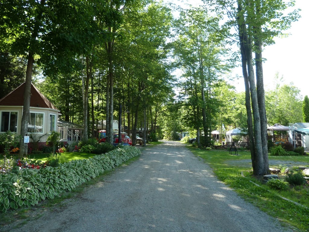 Camping La Fierté | 2905 Montée Hamilton, Sainte-Julienne, QC J0K 2T0, Canada | Phone: (450) 834-2888