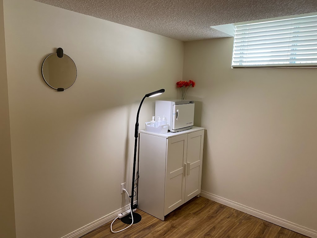 Noreen Massage Clinic | 243 Hamptons Terrace NW, Calgary, AB T3A 5R5, Canada | Phone: (587) 439-9986