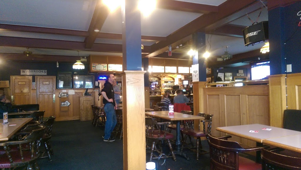 Horseshoe Bay Inn | 9576 Chemainus Rd, Chemainus, BC V0R 1K5, Canada | Phone: (250) 416-0411