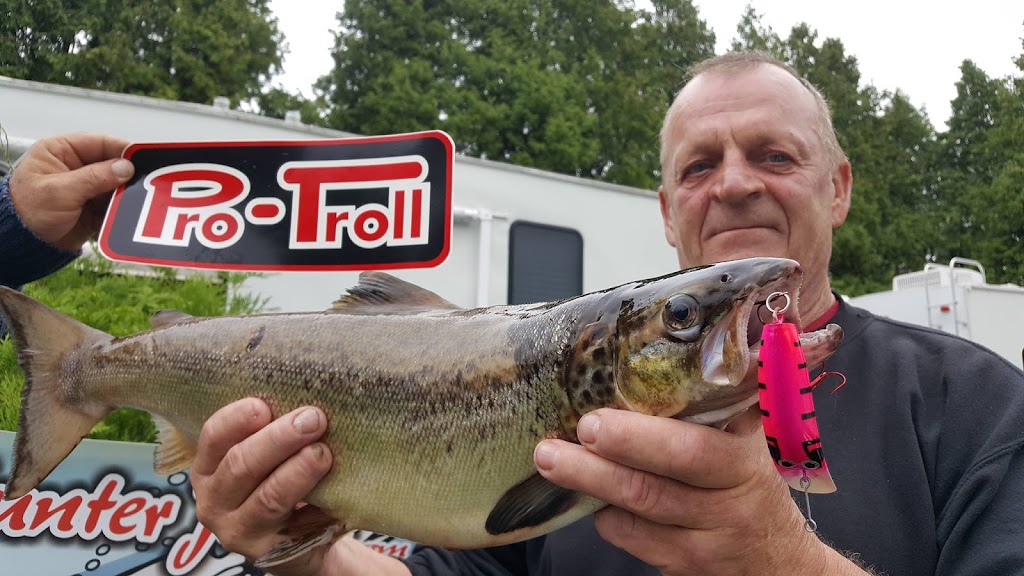 FisHunter Jays | Guide de Pêche ProStaff | 1358 Rue Ouiatchouan, Mashteuiatsh, QC G0W 1G0, Canada | Phone: (418) 956-0747