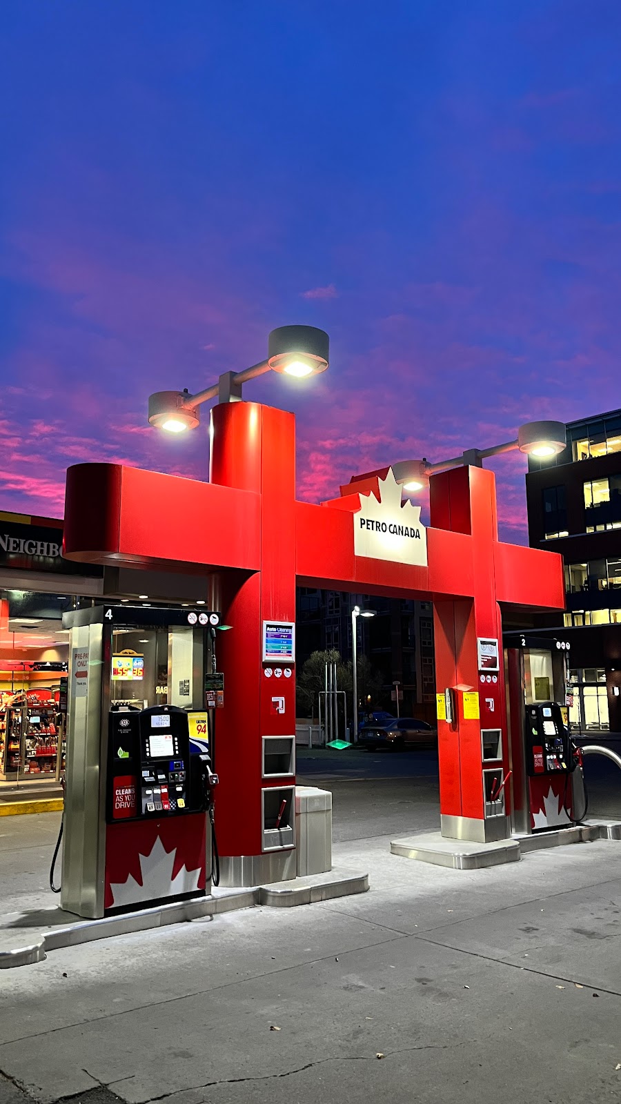 4 Street Car Wash | 1920 4 St SW, Calgary, AB T2S 1W3, Canada | Phone: (403) 228-6473