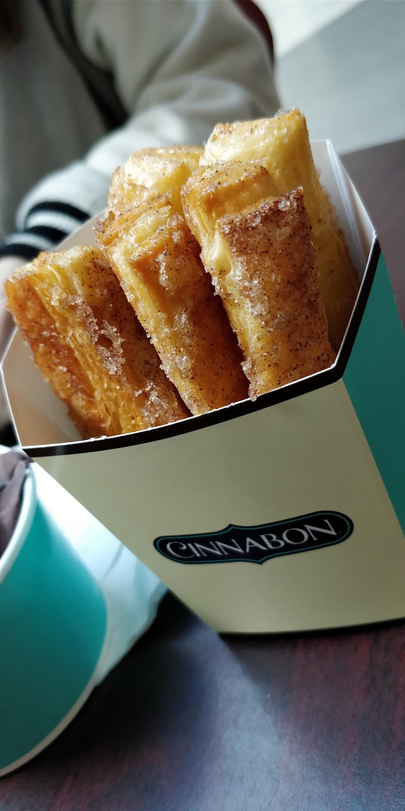 Cinnabon | Conestoga Mall, 550 King St N, Waterloo, ON N2L 5W6, Canada | Phone: (519) 886-5500