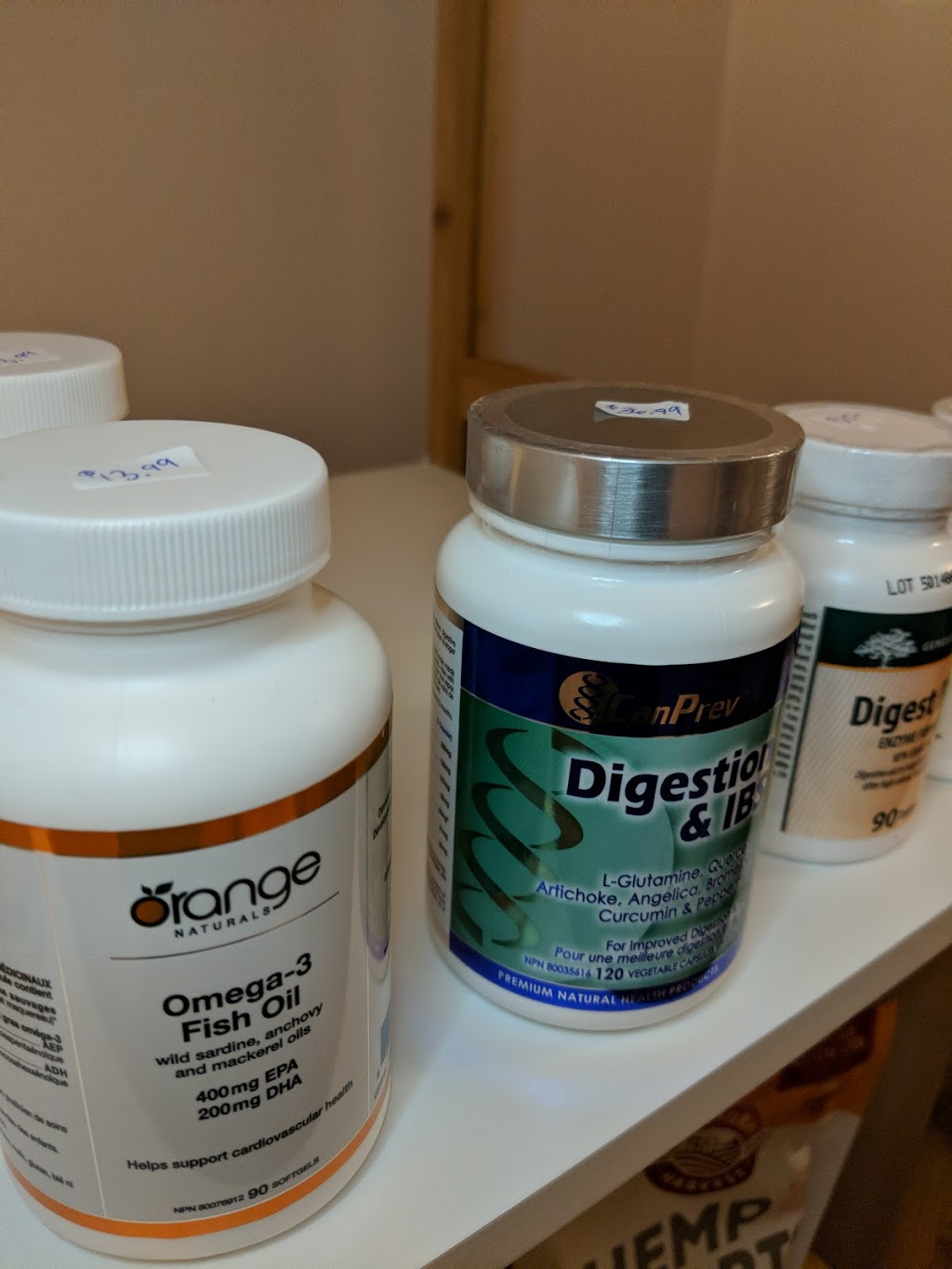 Becky Ds Nutrition | 3 MacKay Ave, London, ON N6J 2T5, Canada | Phone: (519) 282-3092