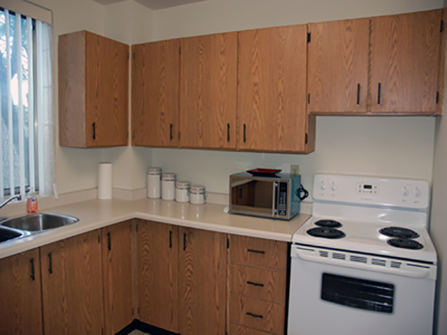 Dorchester Apartments | 5911 Dorchester Rd, Niagara Falls, ON L2G 7M7, Canada | Phone: (905) 354-6650