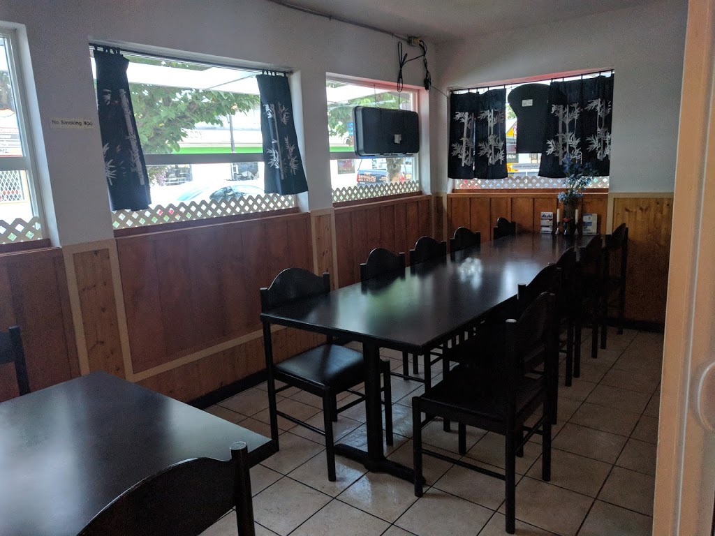 MasQueSolo Sushi & Kitchen Inc | 5827 176 St, Surrey, BC V3S 4E3, Canada | Phone: (604) 372-1040