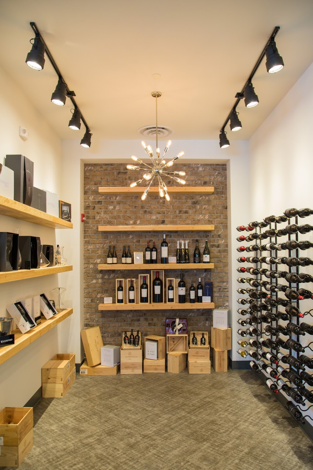 BC Wine Information Centre | store | 553 Vees Dr Unit 101, Penticton, BC V2A 8S3, Canada | 2504902006 OR +1 250-490-2006