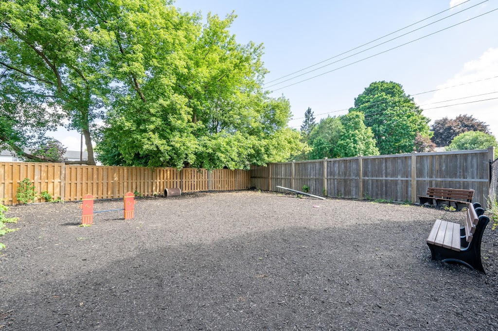 Mooregate Apartments - Hazelview Properties | 80 Mooregate Crescent 50, 66, Kitchener, ON N2M 5G6, Canada | Phone: (226) 240-2509