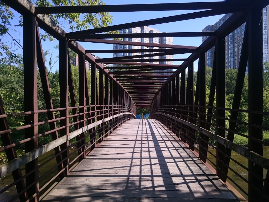 Weston Lions Park | 135 Humber River Recreational Trail, Toronto, ON M9N 1H7, Canada | Phone: (416) 338-4386