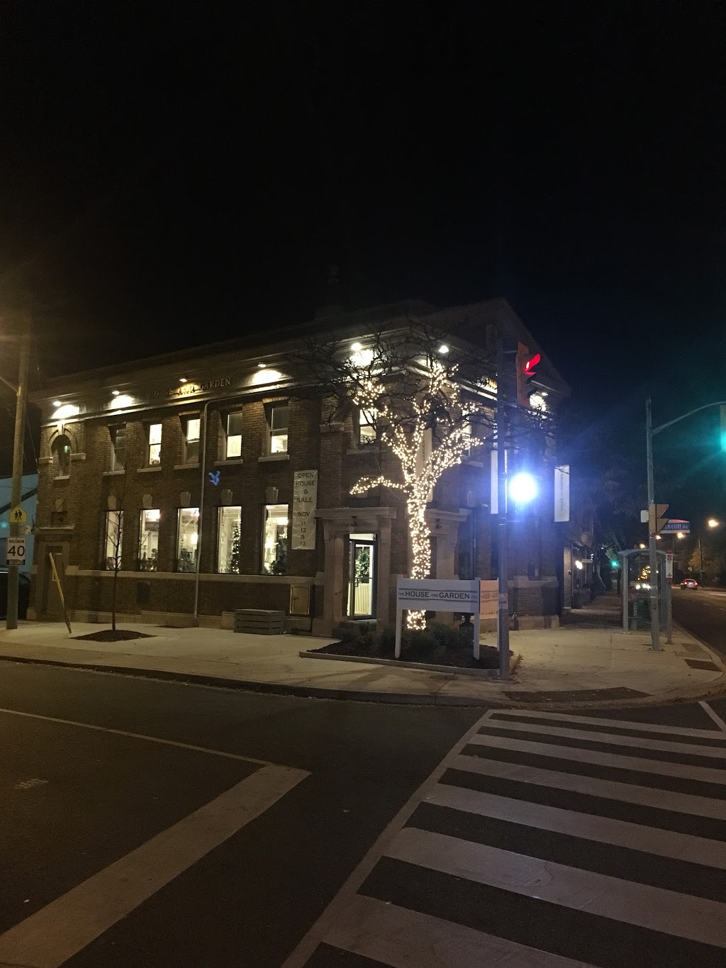 The House and Garden Co. | 1660 Kingston Rd, Scarborough, ON M1N 1S5, Canada | Phone: (416) 690-6987